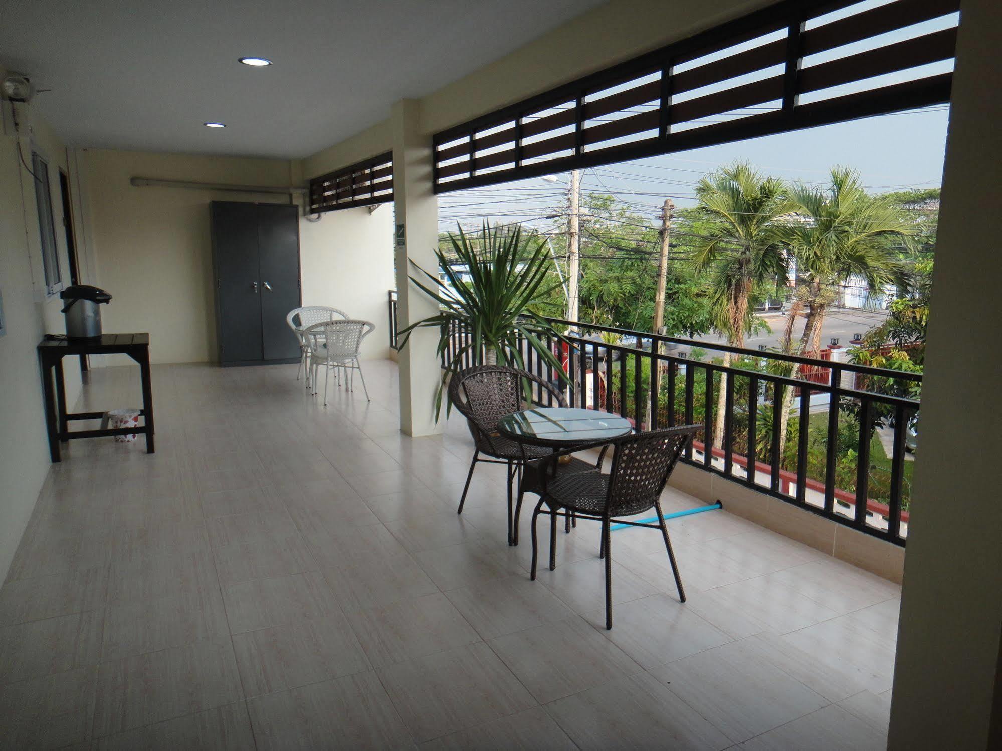 Prajak Inn Udon Thani Luaran gambar